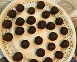 A picture of step 3 of Bengali Style: Narkel Nadu or Coconut Ladoo.