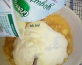 Foto langkah ke 2 dari resep Banana yogurt muffins.