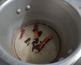 A picture of step 1 of Vegetable pulao in pressure cooker.