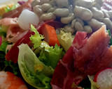 Foto del paso 7 de la receta: Ensalada de habitas baby con jamón