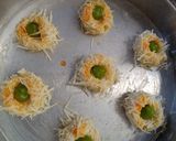 Foto langkah ke 6 dari resep Pandan Thumbprints Cookies tanpa oven.
