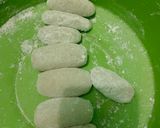 Foto langkah ke 4 dari resep Pempek singkong rebon.