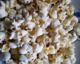A picture of step 3 of Popcorns.