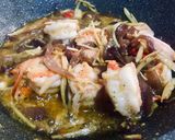 รูปขั้นตอนการทำที่ 2 ของ กุ้งผัดพริกขิงมันกุ้ง(สูตรเค็มหวานมันเผ็ดร้อนสดชื่นครบรส)