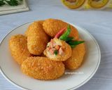 Foto langkah ke 9 dari resep Kroket Kentang Isi Sosis.