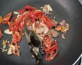 Foto langkah ke 3 dari resep Tumis Labu Siam Sawi Hijau.