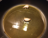 Foto del paso 1 de la receta: Fideuá de langostinos y calamar