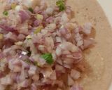 A picture of step 2 of Onion Parantha.