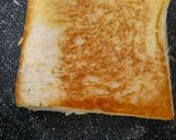 Foto langkah ke 4 dari resep Roti Bakar.