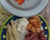 Foto langkah ke 2 dari resep Tumis enoki beef.