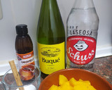 Foto del paso 1 de la receta: Ponche de melocotón (con alcohol)
