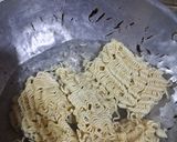 Foto langkah ke 1 dari resep Mie telur.