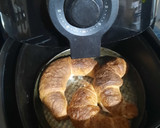 Foto del paso 4 de la receta: Medialunas con queso en airfryde