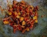 Foto langkah ke 3 dari resep Sego Kucing Ala Angkringan (nasi kucing sambal teri terong).