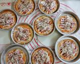 Foto langkah ke 3 dari resep Pizza Mini Ekonomis.
