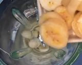 A picture of step 2 of Butter sandwich.banana almond shake.