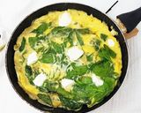 Une image de l'étape 4 de Omelette aux épinards.