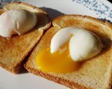 A picture of step 4 of Sous Vide Soft Poached Eggs.