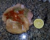 Foto del paso 1 de la receta: Pechugas de pollo, varias salsas y pancitos caseros
