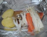 A picture of step 3 of Salmon Chanchan-yaki.