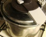 A picture of step 4 of Simmered Pork Belly.