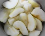 A picture of step 2 of Easy Pear Compote.