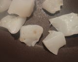 A picture of step 4 of Low-Carb Chewy Stir-fried Konnyaku.