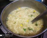 A picture of step 3 of Chicken maggi soup.