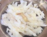 Foto langkah ke 1 dari resep Yum Teen Kai (Salad Ceker ala Thailand & Laos).