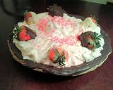 Strawberry Ripple Cream Pie recipe step 10 photo