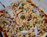 A picture of step 11 of Chicken cheesy pizza.