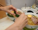 A picture of step 7 of Additive-Free Homemade Salt-flavored Ramen.