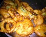 A picture of step 14 of mirchi pakora.