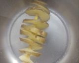A picture of step 4 of Potatoes Tornadoes.