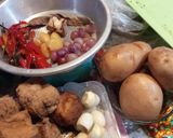 Foto langkah ke 1 dari resep 283. Sambal Goreng Kentang Telur Puyuh.