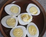 A picture of step 2 of Enfield Eggs.