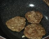 Foto langkah ke 1 dari resep Hamburg Rice - Nasi goreng daging burger - menu sarapan.