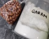Foto langkah ke 1 dari resep Kacang tanah goreng asin.