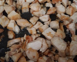 Foto del paso 5 de la receta: Hongos con pollo en salsa de jitomates asados