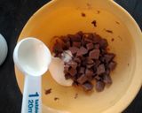 A picture of step 6 of Ladybirds Mars Bar Cheese Cake ..