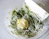A picture of step 4 of Matcha Milk Adzuki Bread.