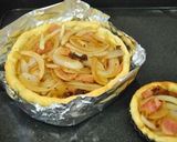 A picture of step 7 of Dried Tomatoes and Cheddar Cheese Quiche.