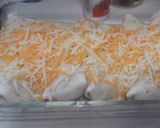 A picture of step 4 of Chicken and rice enchiladas.