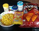 Foto langkah ke 1 dari resep Salad Jagung Doritos.
