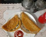 A picture of step 4 of Stuffed besan chilla.