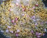 Foto del passaggio 3 della ricetta Pasta e piselli risottata con pancetta