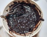 Foto langkah ke 3 dari resep Brownies Kering Keju Topping Coklat Putih.