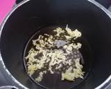 Foto del paso 2 de la receta: Hogaza de pan de ajo con masa madre