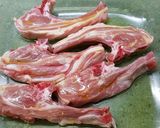 Foto del paso 1 de la receta: Chuletitas de cordero de leche al horno