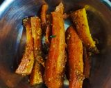 A picture of step 4 of Gazar pickle.
